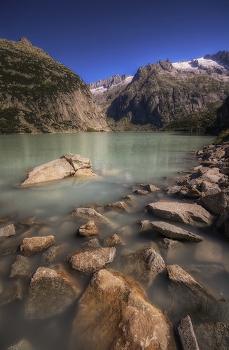 lake nature water rock photoshop canon landscape photography eos schweiz switzerland photo eau glow suisse pierre swiss lac sigma wideangle 1020mm paysage effect hdr photomatix gelmer 450d gelmersee philippesaire