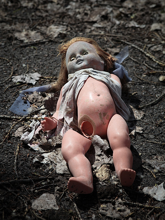 Cernobyl - Broken Doll