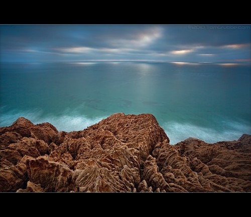 ocean california seascape beach sandstone rocks torreypines sandiego lajolla cliffs razorpoint torreypinesstatebeach