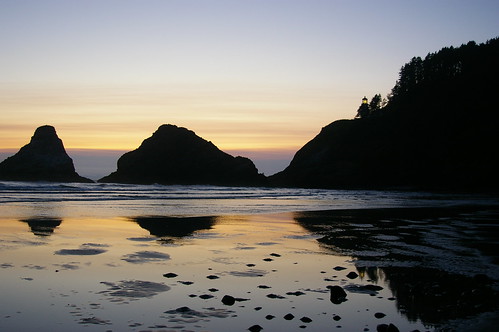 sunset reflection beach oregon rocks oregoncoast