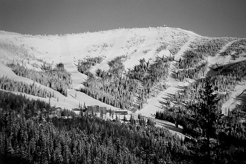 snow mountains snowboarding skiing hiking scenic idaho views mountainbiking sandpoint schweitzer mountaintops northidaho scenicviews sandpointidaho schweitzermountain schweitzermountainresort