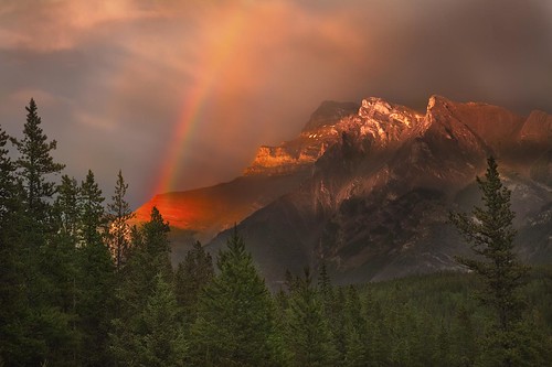 rainbow bravo banff albertacanada banffnationalpark canadianrockies banffalberta mtinglismaldie mountainsandrainbows sunsetandrainbow rainbowovermtinglismaldie rainbowoverrockies