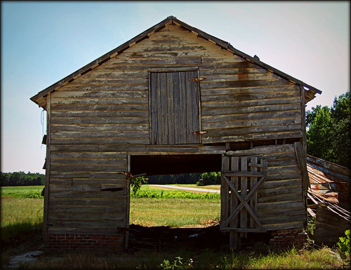 wood old abandoned barn rural south rustic northcarolina vacant weathered decayed nashcounty