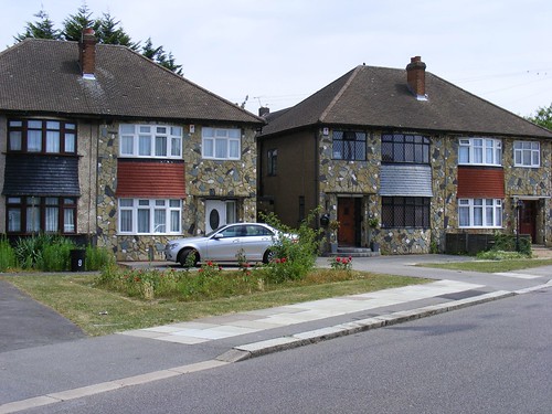 A typical suburban UK street