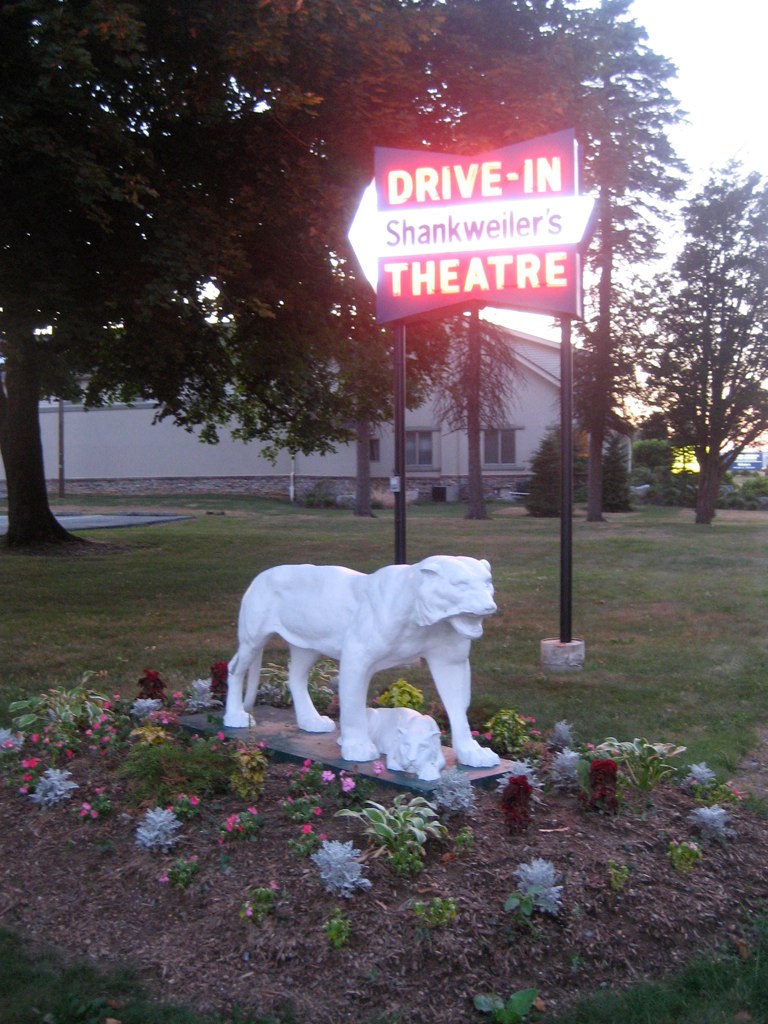 Shankweiler's Drive In Lions