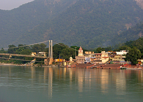 india north 2006 rishikesh uttarakhand riverganges ramjhulabridge hangedcablebridge