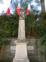 War Memorial to WW1, WW2 and the Indochina War - Photo of Aisey-sur-Seine