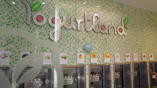 logo yogurtland Sharing! Photo Review logo  Yogurtland   Yogurtland   Flickr