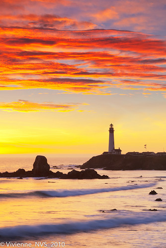 ocean california lighting sunset lighthouse lens fresnel pigeonpoint pigeonpointlighthouse