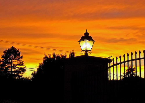 sunset ohio cleveland sunsetoverlakeerie kirtland holdenarboretum uponahill fallsunset lanterncourt