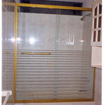 Puerta de ducha de marco de aluminio dorado