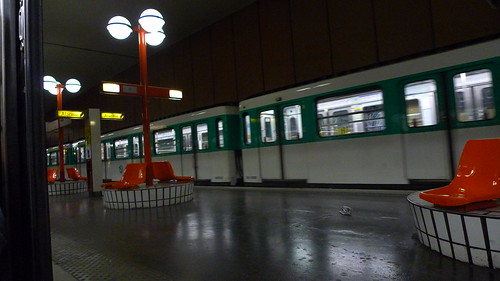 The Platform At Boulogne - Pont de Saint-Cloud Metro Station
