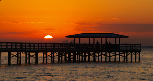 sun water sunrise tampa bay harbor pier florida safety