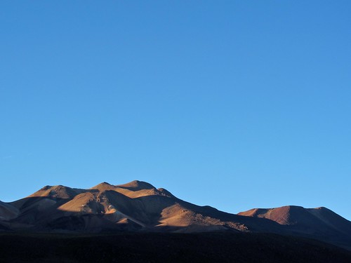 chile southamerica sunrise landscape sanpedrodeatacama eltatiogeysers 60225mm southamericatrip2010