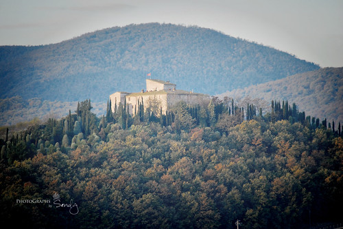 italy castle italia realestate umbria todi terni baschi todicastle collolungo capecchio