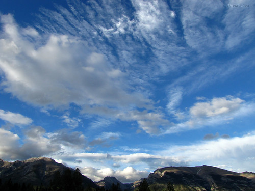 sky canada mountains clouds alberta canmore grottomountain mountladymacdonald
