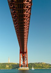 '25 de Abril' bridge'