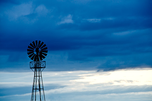 uk blue cloud windmill sony july tamron 2010 zoomlens 28300 a850 jrpq