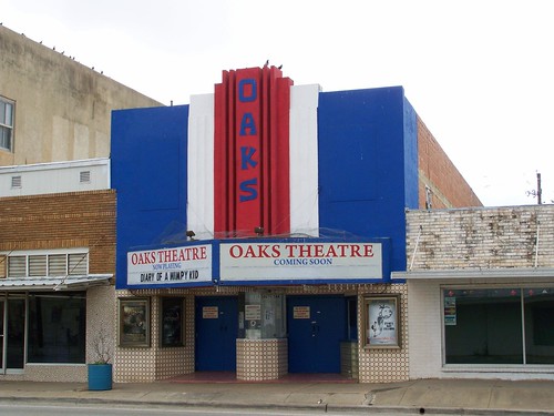 theater texas theatre movietheater pearsall friocounty oakstheatre