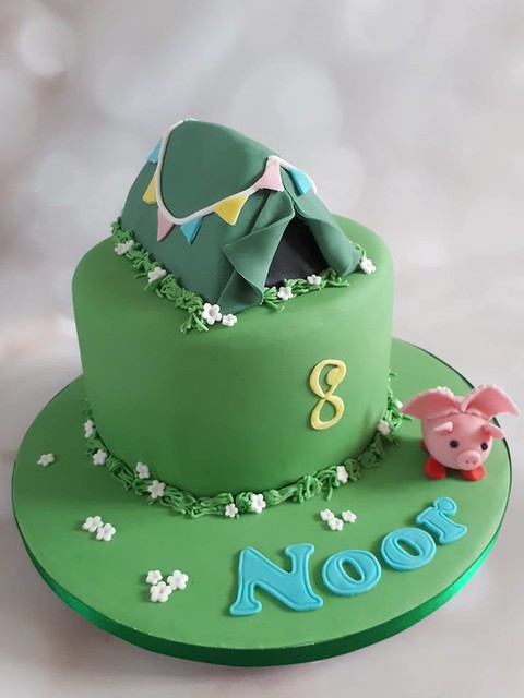 Cake by Ella Rose Cakes
