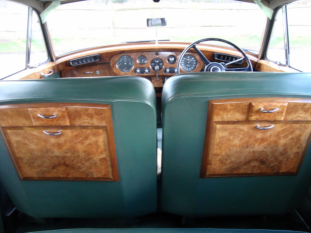 1960 Rolls Royce Silver Cloud Interior Facing Forwards