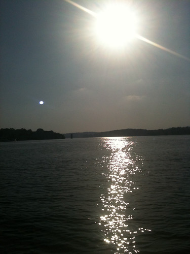 sun moon lake reflection water tn knoxville tennessee grain silo fortloudonlake