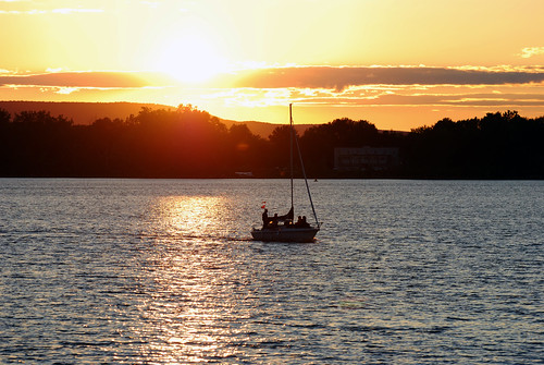 sunset water sailboat river boat ottawa ottawariver rockliffe