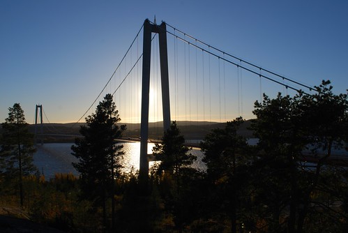 bridge autumn sunset sweden suspensionbridge 2010 norrland highcoast 101010