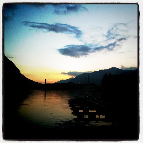 sunset italy lake clouds vintage square lago italia tramonto nuvole squareformat iphone iphoneography instagramapp uploaded:by=instagram