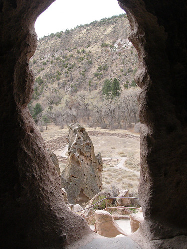 newmexico pueblo canyon nativeamerican caves cave bandeliernationalmonument cavate cavates