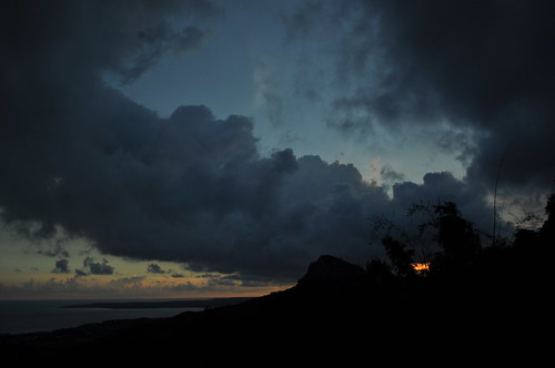 ocean sunset sea sky plants mountain water silhouette clouds sundown dusk taiwan 台灣 kentingnationalpark 墾丁國家公園 屏東縣 恆春鎮 pingtungcounty hengchuntownship