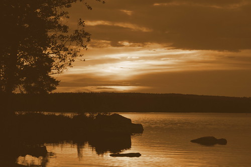sunset white lake black sepia see sweden sommer sony urlaub schweden 350 alpha vikensee