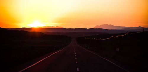 road sunset sol atardecer carretera roadtrip puestadesol navarra na132
