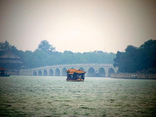 Boat and the 17-Arch Bridge