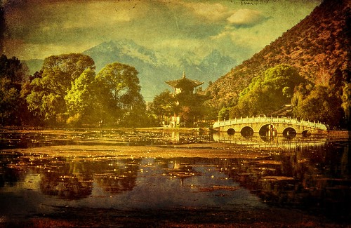 china bridge lake lijiang jadedragonsnowmountain blackdragonpool zedzap