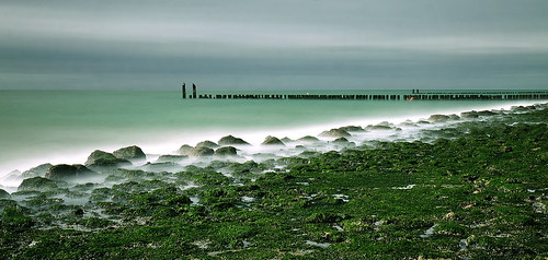 longexposure sea seascape holland color beach water colors architecture strand canon photography mar photo topf50 europe foto photos nederland thenetherlands noordzee playa zeeland zee filter le nd topf100 plage spiaggia westkapelle groynes ranta 1755 canonefs1755mmf28isusm nd110 canoneos50d noordsee dollia dollias sheombar plyazh dolliash bw10stopsolidndfilter