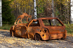 Rusting car