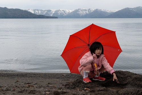 portrait japan montagne rouge hokkaido lac 100views neige fille japon parapluie akanko colorphotoaward 日本nihon