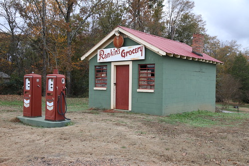 canon 7d 1585mmefs lens andersonsc old vintage rustic south carolina gas filing station grocery store chevron gasoline pump rural southern upstate vanishing america usa southernlife