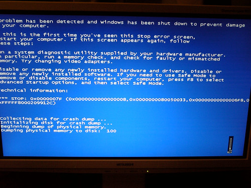 ブルースクリーン - Blue Screen of Windows on MacPro // 2010.07.07