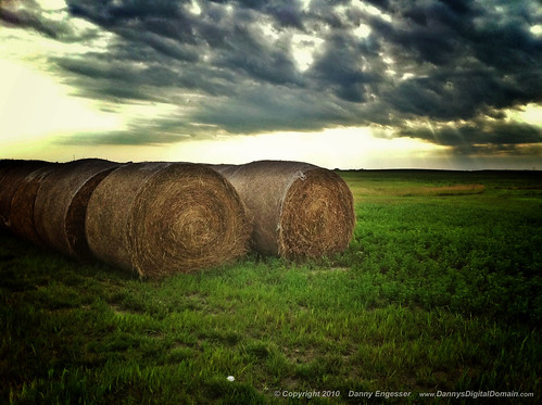 sunset sun field grass clouds country iowa roll rays hay bale hdr urbandale rpotd randomphotooftheday takenwithiphone4
