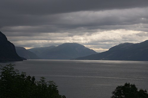 landschap wolkenlucht fietsvakantie norway fjord hardangerfjord landscape