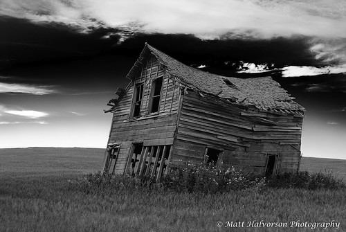 bw white house black building abandoned broken matt farm structure prairie halvorson