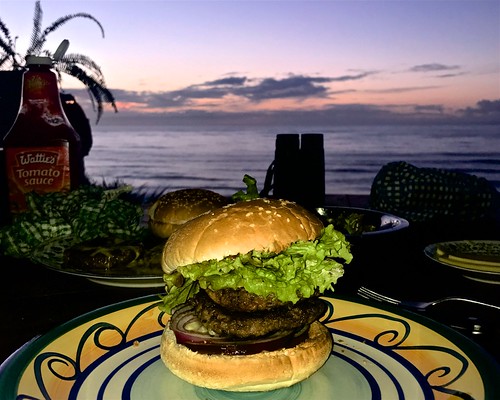 oakura sunset burger beach