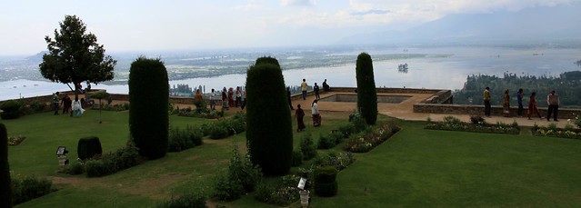 mughal gardens srinagar