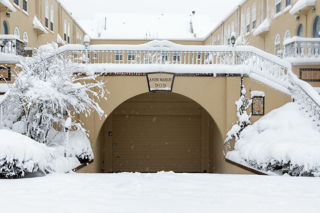 Avon Manor in heavy snow