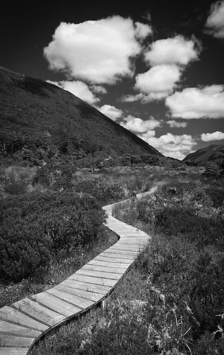 new bw cloud white mountain black canon island path south pass lewis lookout zealand walkway nz 7d 1022mm lightroom 18mm