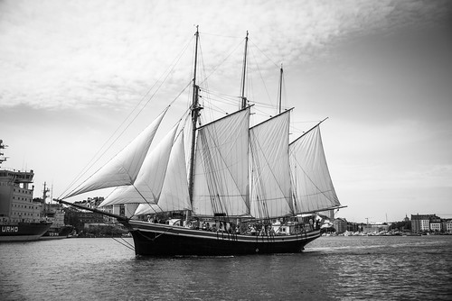 view cruise 2017 nikon d800 sailing sunny ship summer old halkolaituri helsinki katajanokka sea uusimaa finland