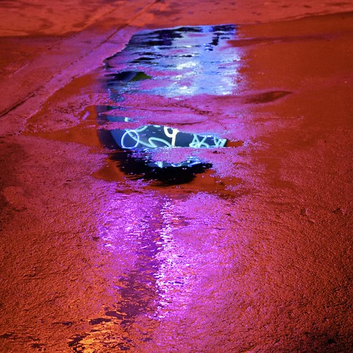 blue red abstract reflection rot puddle blau spiegelung unna abstrakt lightart pfütze keithsonnier rainer❏ tunneloftears