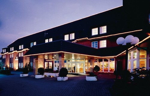 hotel hamburg conference leonardo accommodation alster stpauli speicherstadt elbe reeperbahn stillhorn leonardohotels hamburghotels hotelinhamburg